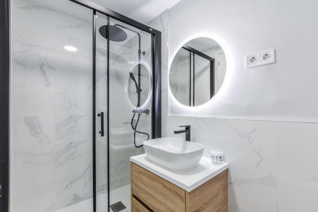 Apartamentos Reformados En Lavapies Madrid Exteriör bild